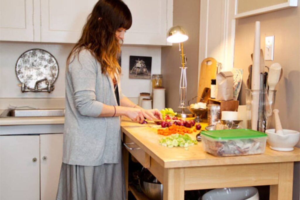 Are Clear Storage Containers Worth It in Small Kitchens?