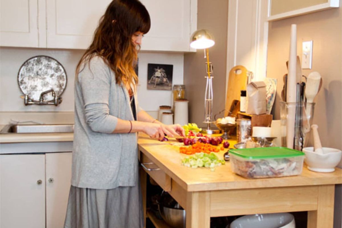 Tiny Kitchen Mess: The Real Reason It Comes Back